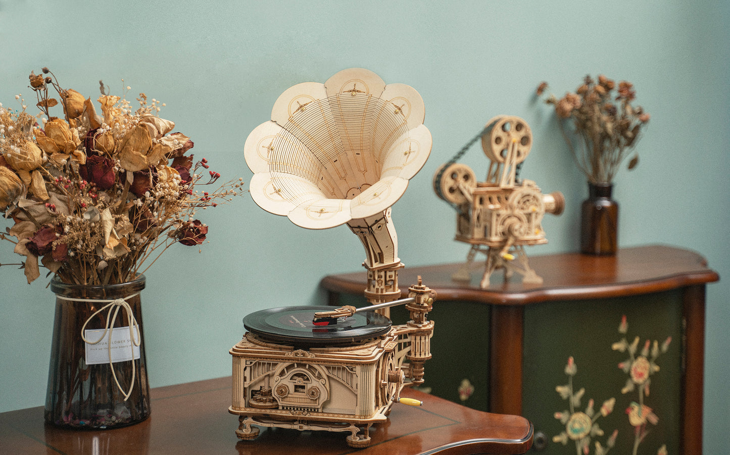 Classic Gramophone (Electric Version)