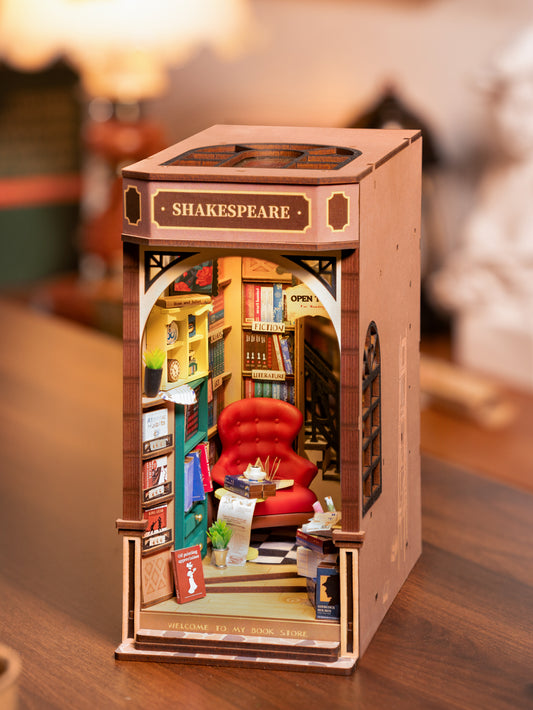 Bookstore Book Nook