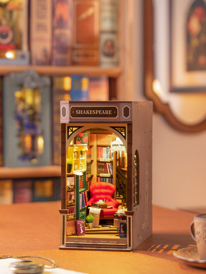 Bookstore Book Nook