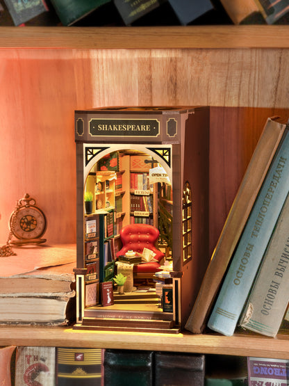 Bookstore Book Nook